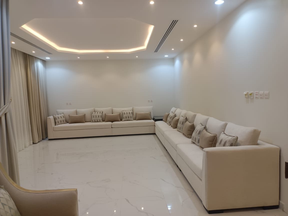 مجالس على المقاس